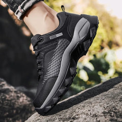 Men Sneakers Hiking Shoes For Men Outdoor Mountain Boots Climbing Sneakers Autumn