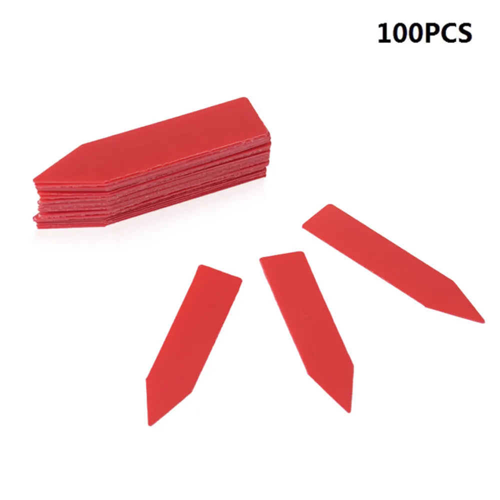 40664350687298|40664350720066|40664350752834